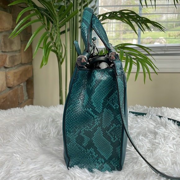ALFANI ~ Dowel Satchel ~ Petrol Snake ~ NWT! - Picture 4 of 11